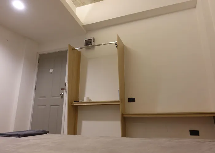 Bed-room At Suvarnabhumi Airport - Newly Renovated Hotel Bangkok
