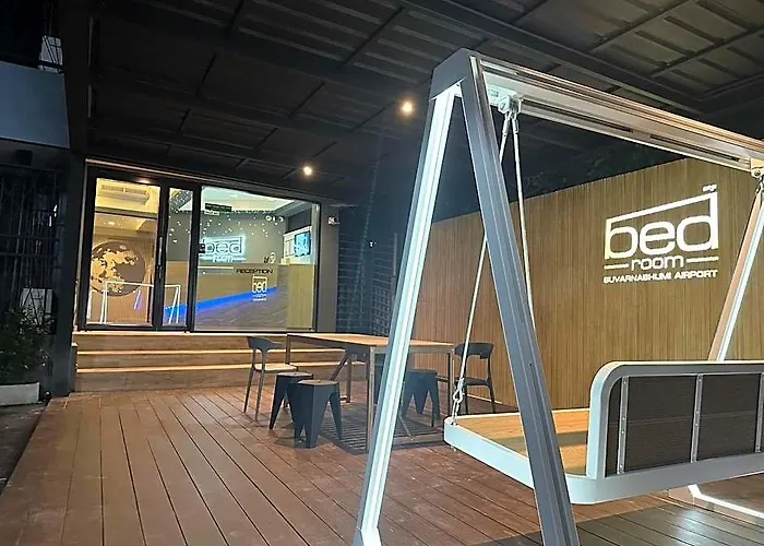 Bed-room At Suvarnabhumi Airport - Newly Renovated Hotel Bangkok