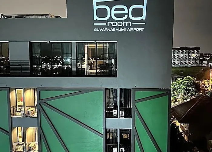 Hotel Bed-room At Suvarnabhumi Airport - Newly Renovated Bangkok