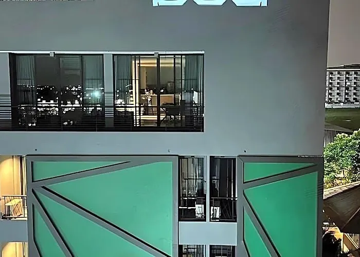 Hotel Bed-room At Suvarnabhumi Airport - Newly Renovated