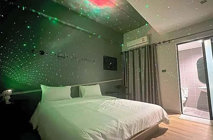 Bed-room At Suvarnabhumi Airport - Newly Renovated Hotel 2*