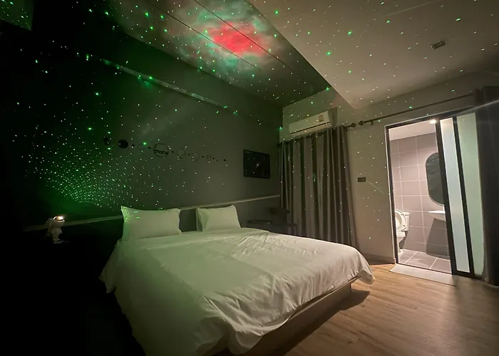 Bed-room At Suvarnabhumi Airport - Newly Renovated 酒店
